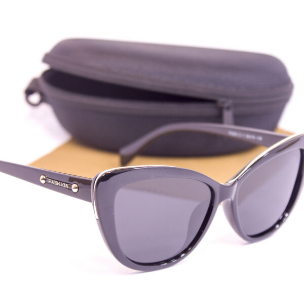 Сонцезахисні окуляри з футляром F0953-1 topseason