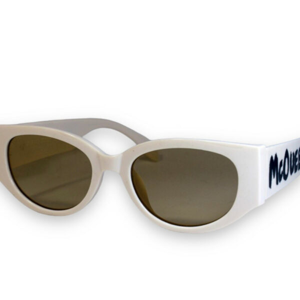 Сонцезахисні жіночі окуляри 19203-4 молочний колір topseason